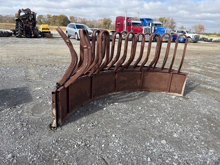 #22615-•-hay-ring-image-4