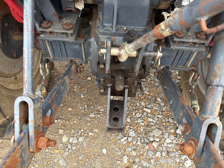 mahindra-2810-image-7