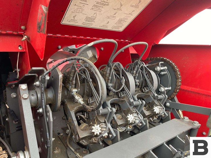 massey-ferguson-1844s-image-30