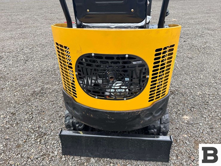 2025-cfg-industrial-h12r-mini-excavator-image-21