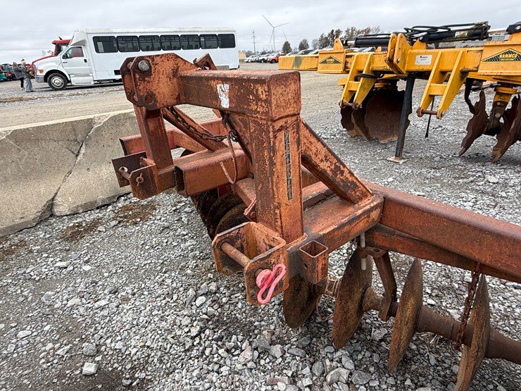 international-490-image-12