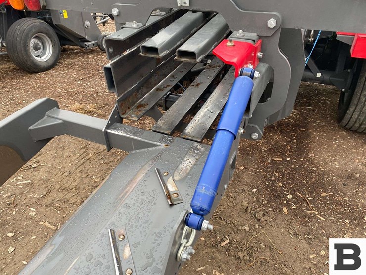 massey-ferguson-1844s-image-33