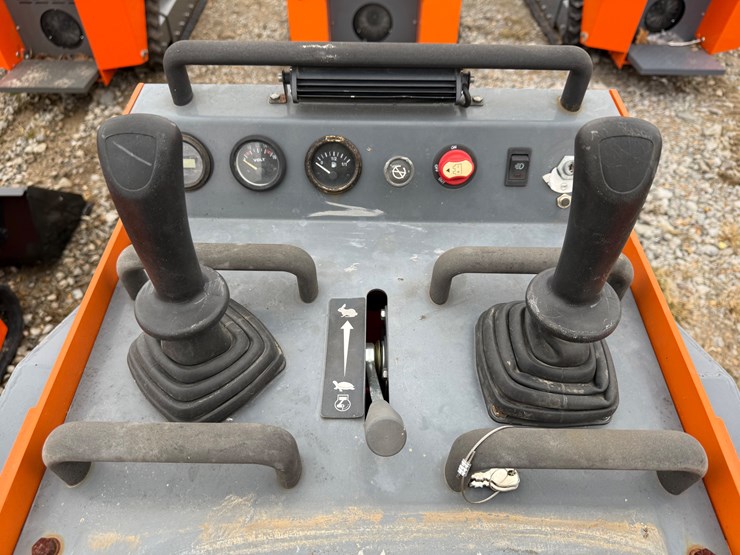 #101-•-2024-erie-industry-scl850-stand-on-skid-steer-loader-scl850562a1408-inv#33621-image-8