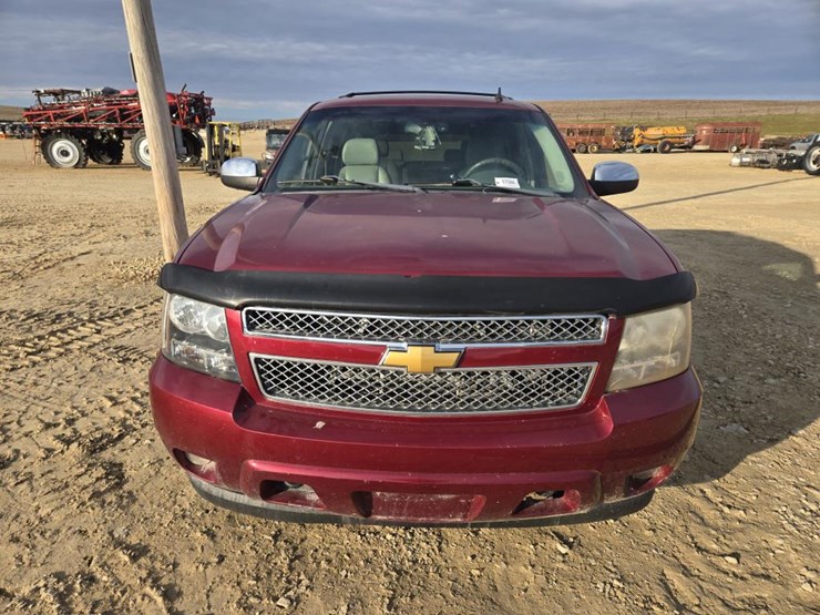 2009-chevrolet-tahoe-ltz-image-2