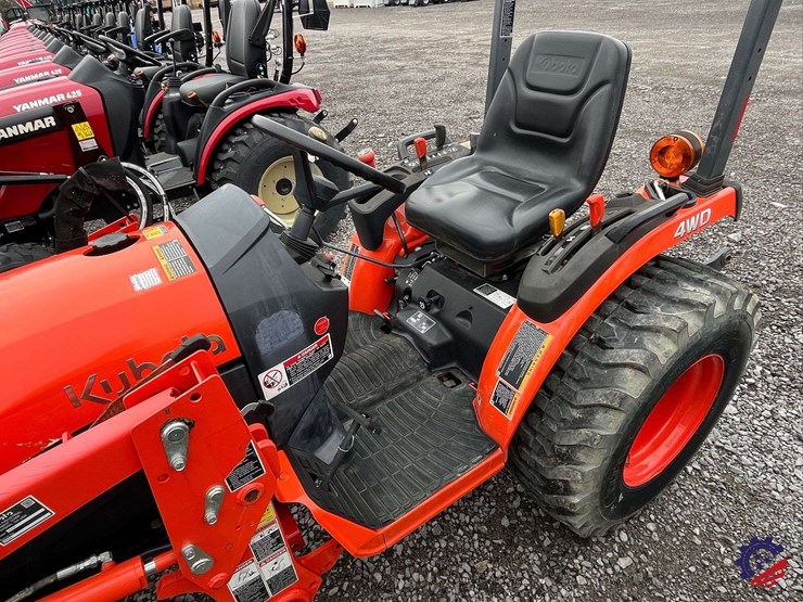 kubota-b2401d-farm-tractor-image-16