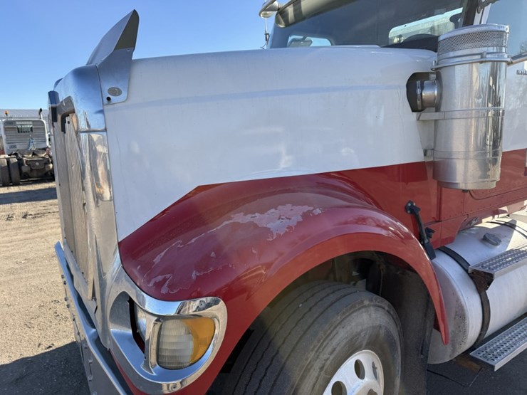 #1952-•-2008-international-eagle-day-cab-truck-tractor-image-28