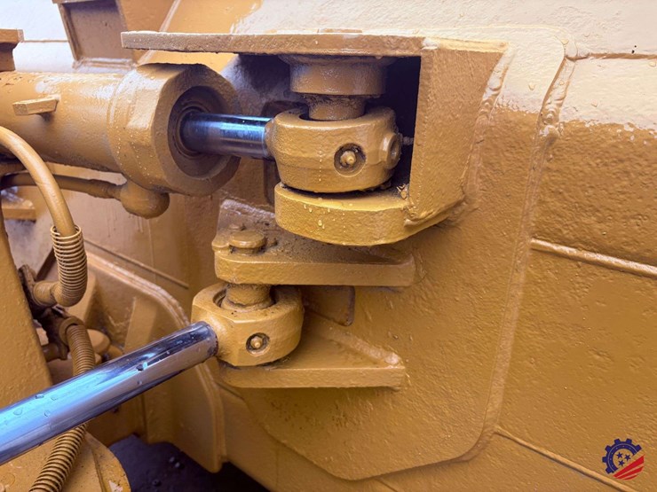 2002-caterpillar-d5g-lgp-image-48