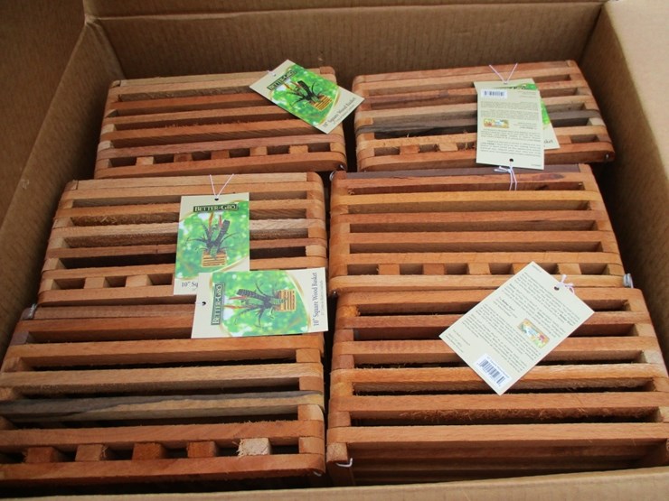 lot-of-square-cedar-wooden-plant-baskets,-image-4