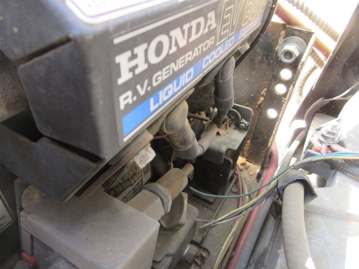 lot-of-misc-gas-generators,-gas-engines-&-parts-image-7