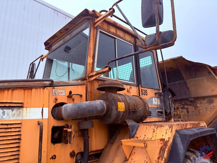 1995-volvo-a30-image-30