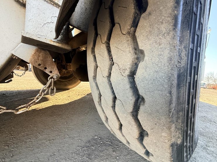 #1981-•-1990-mobil-sweeper-ahl-sweeper-truck-image-49