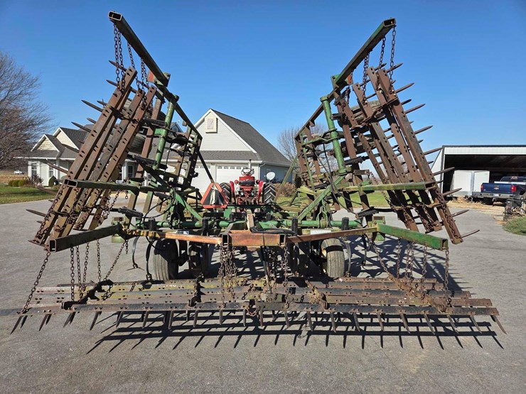 24'-farmhand-sf-4300-soil-finisher-image-16