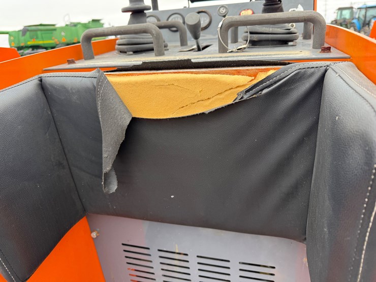 #101-•-2024-erie-industry-scl850-stand-on-skid-steer-loader-scl850562a1408-inv#33621-image-4