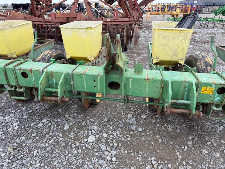 12-john-deere-12-image-10