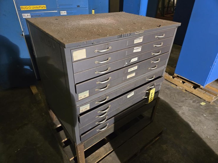 #3481-•-approx.-41"x29"x26"-(10)-drawer-cabinet-image-2