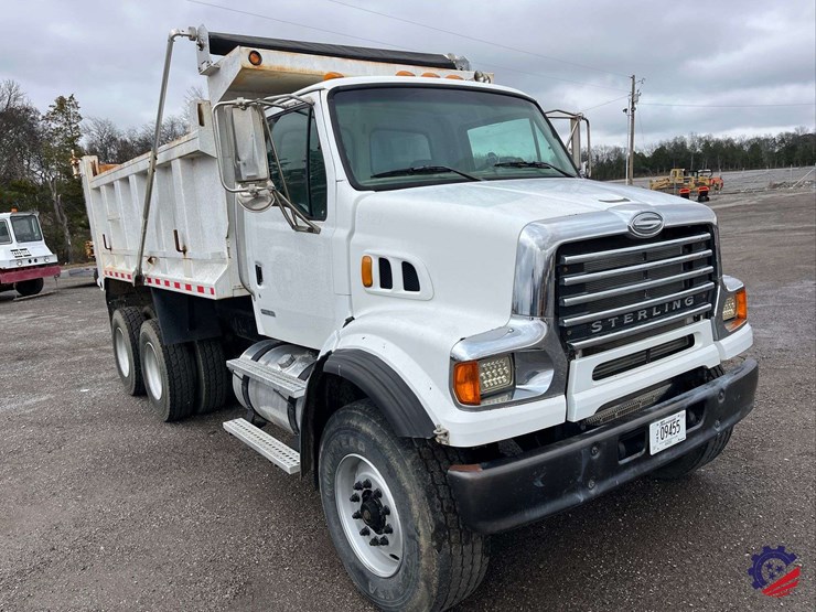 2008-sterling-l7500-image-40