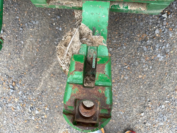 john-deere-8320r-image-13