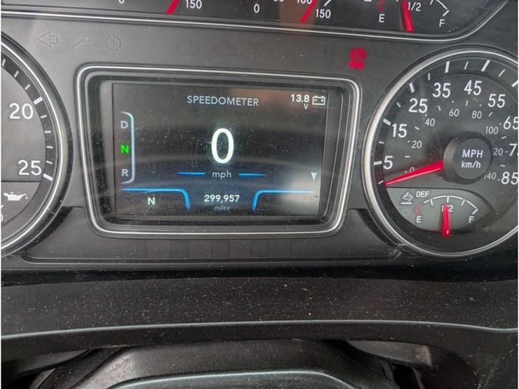 2019-international-lt-image-27