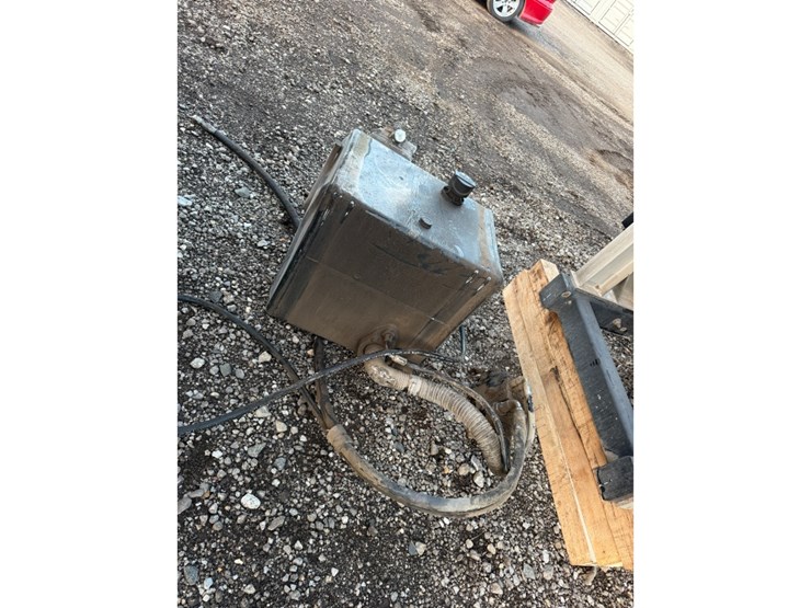 2013-hiab-xs-322-pro-knuckle-crane-w/-headache-rack-image-8