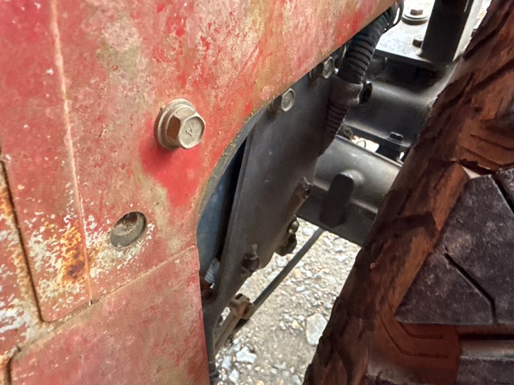 massey-ferguson-1210-image-11