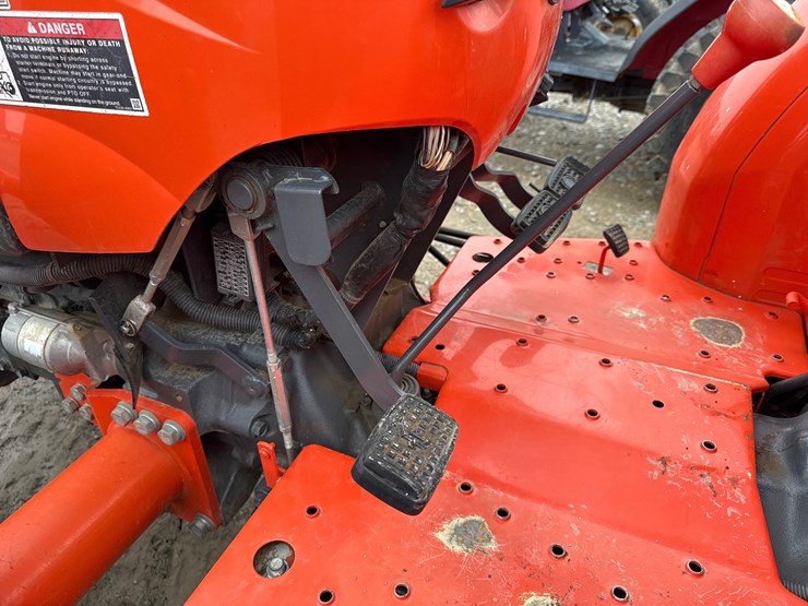 kubota-l4701-image-40