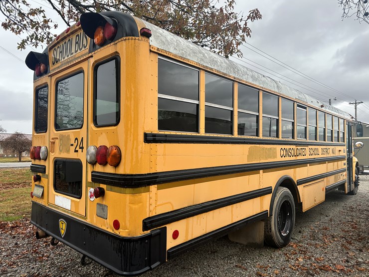 2005-international-pb105-image-3