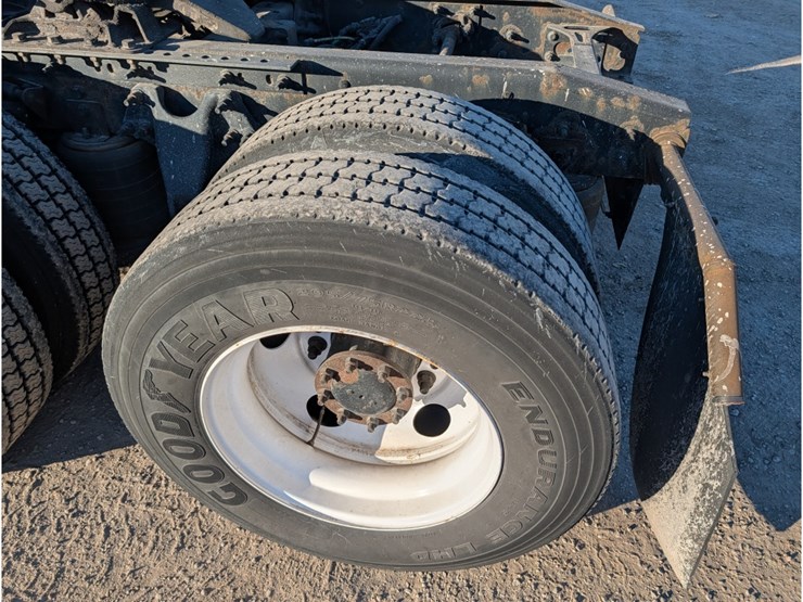 2019-international-lt-image-11