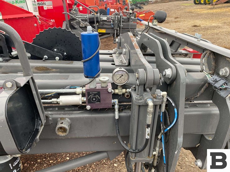 massey-ferguson-1844s-image-28