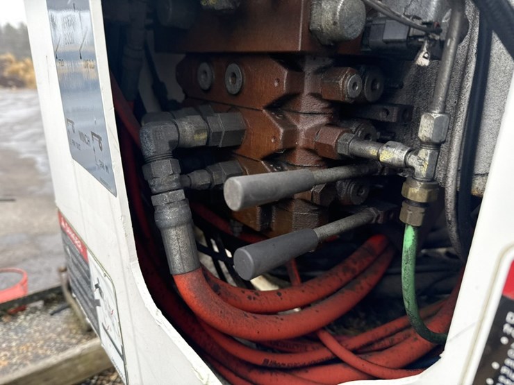 2013-international-4300-sba-image-49