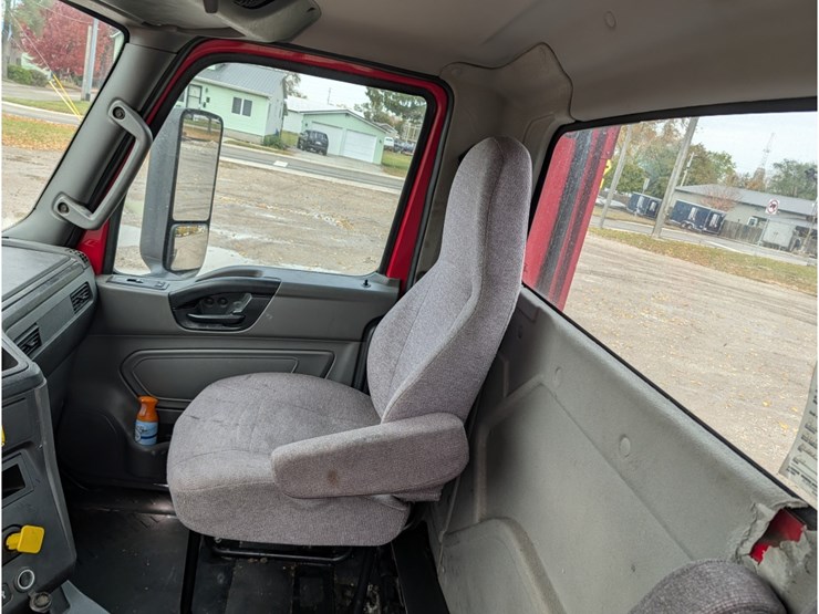 2019-international-lt-image-21