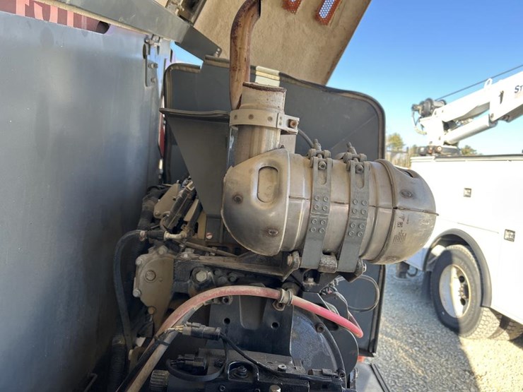 2017-skyjack-sj45t-image-42