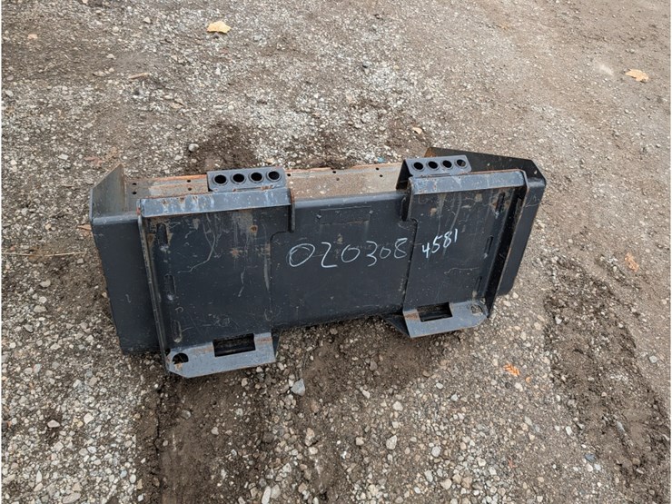 2017-bobcat-mt85-image-16