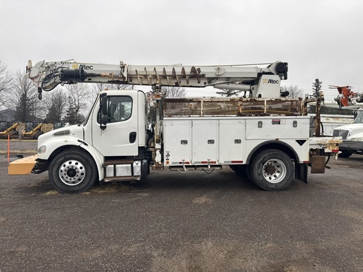 #2000-•-2014-freightliner-altec-digger-derrick-image-3