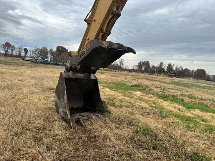 deere-790e-lc-image-29