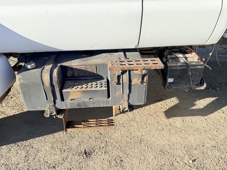 2000-ford-f650-sd-image-11