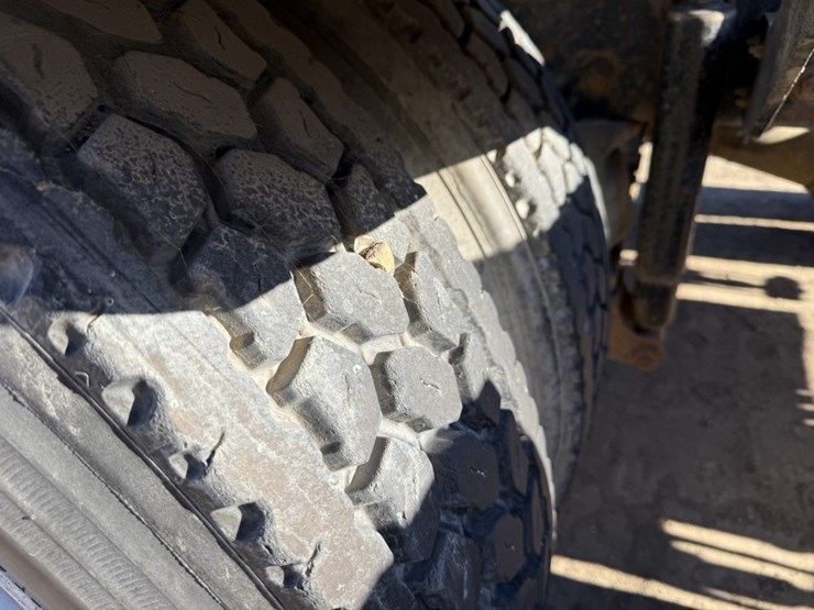 #1955-•-2008-international-eagle-day-cab-truck-tractor-image-74