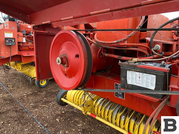 2002-new-holland-bb900-image-11