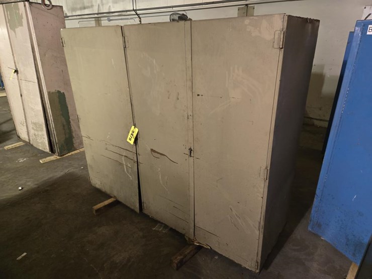 #3478-•-approx.-86"x28"x70"-cabinet-image-2