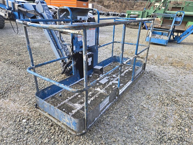 2007-genie-s85-image-10