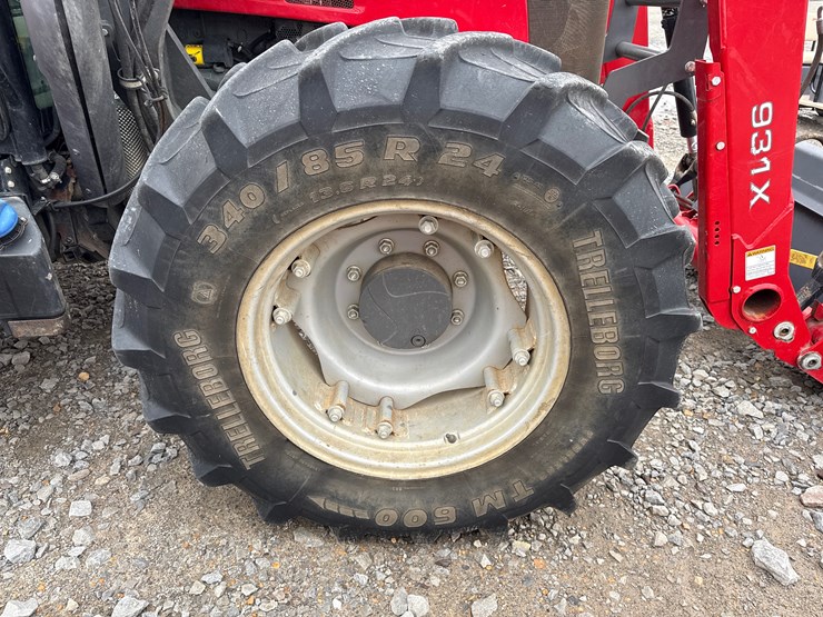massey-ferguson-4709-image-12