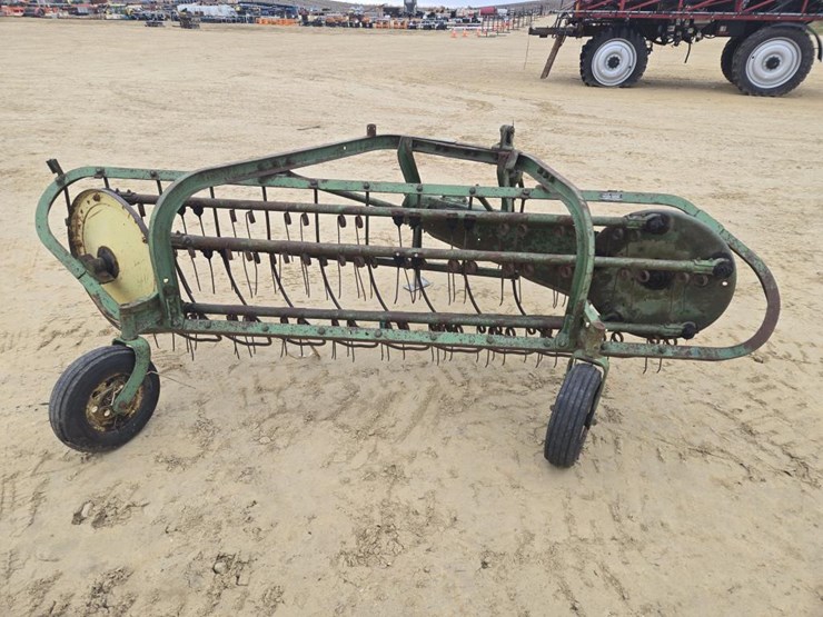 john-deere-350-image-5