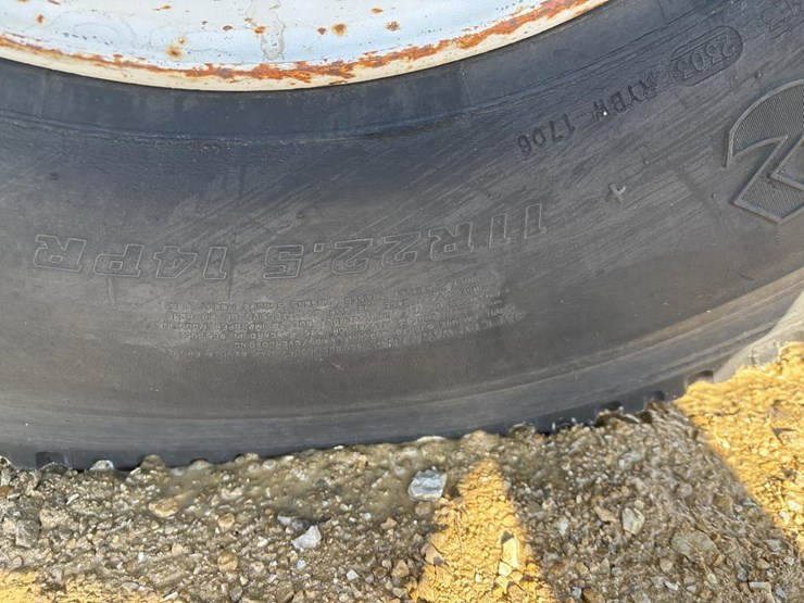 #1337-•-1998-mack-cs200-flatbed-truck-image-55