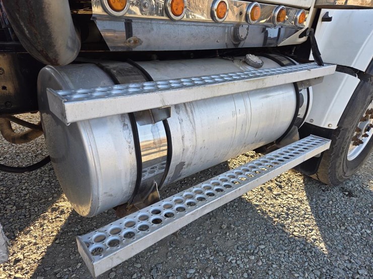 2005-serco-8500-image-19