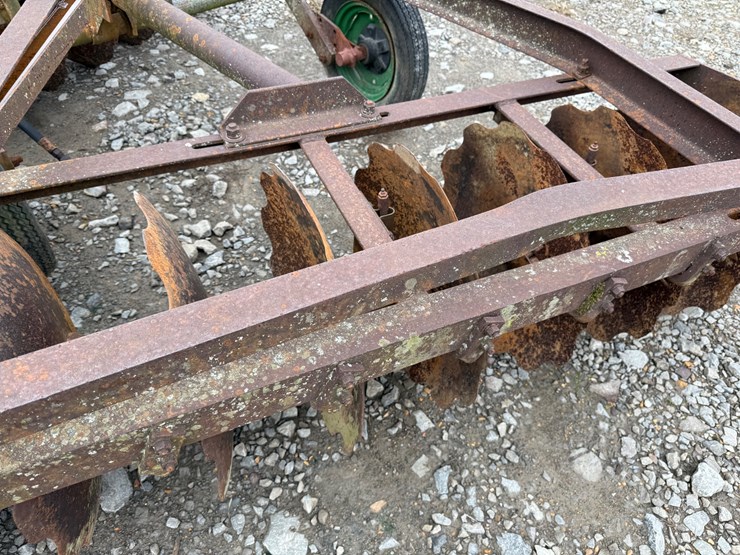 john-deere-7-image-7