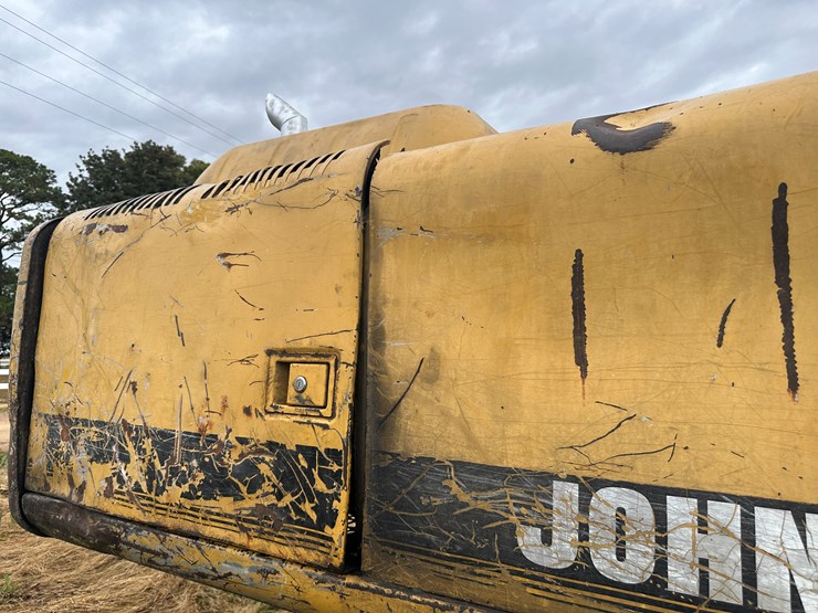 deere-790e-lc-image-46