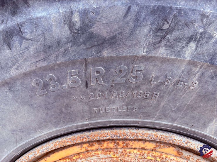 1995-volvo-a30-image-11