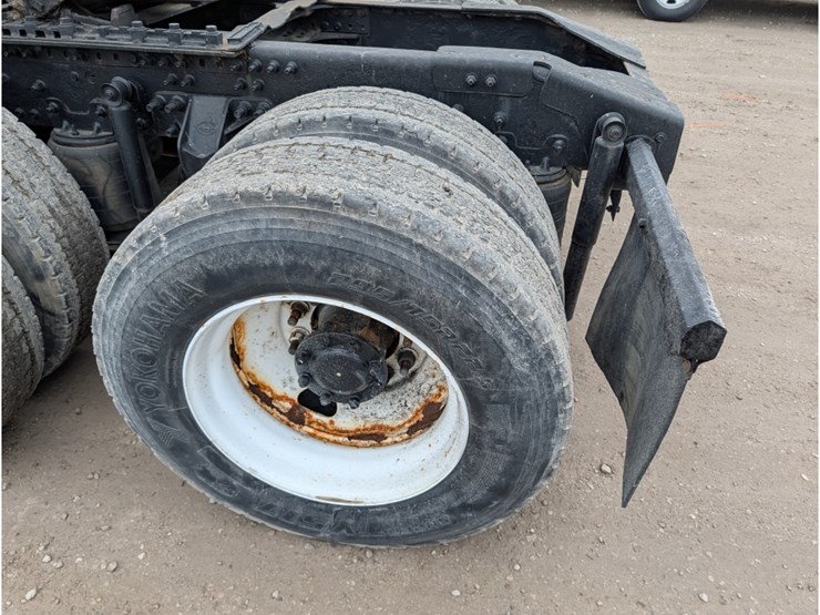 2007-mack-cxn613-daycab-image-9