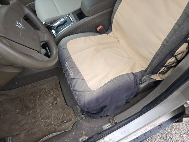 2009-dodge-journey-image-40