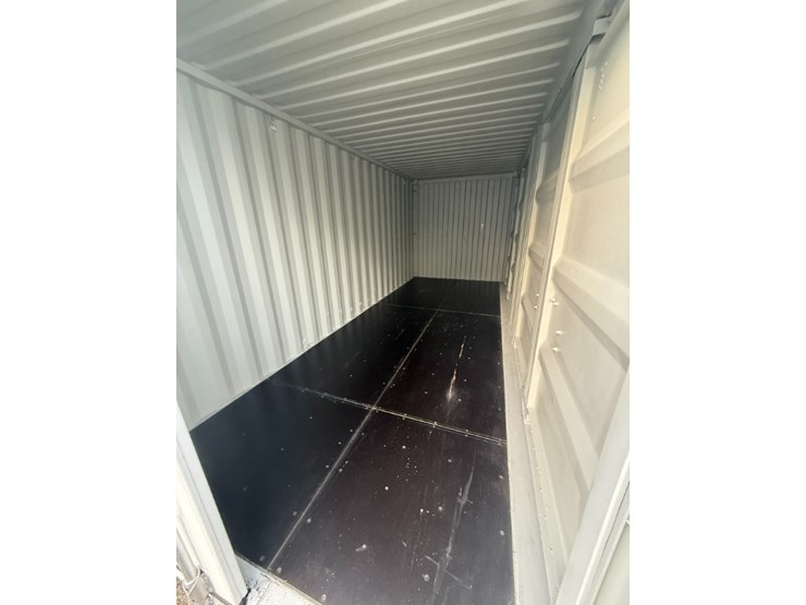 20'-shipping-container-w/-2-side-doors-image-5