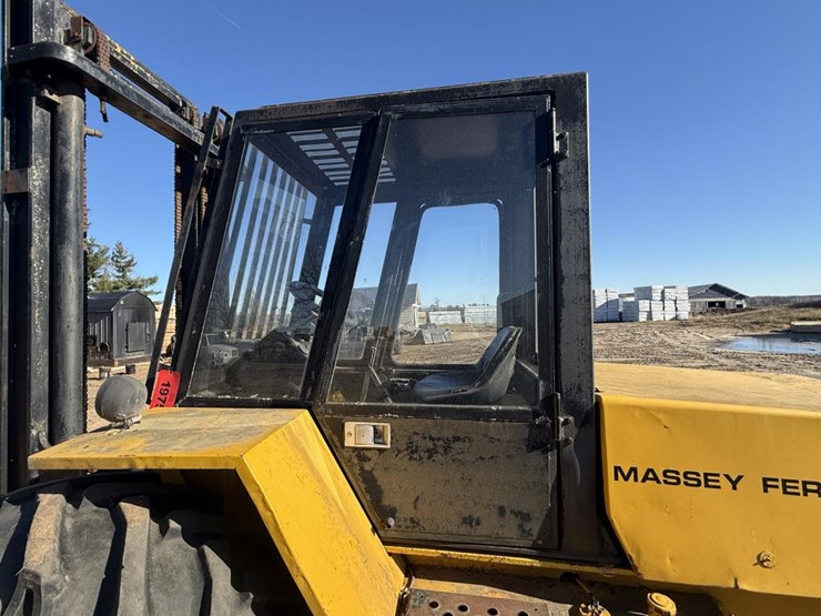 #1975-•-massey-ferguson-14k-forklift-image-22